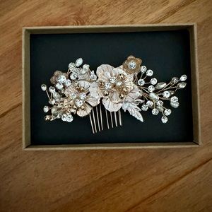 Rose gold floral hair comb - bridal hair piece